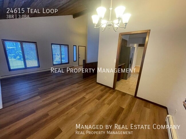 Building Photo - 24615 Teal Loop