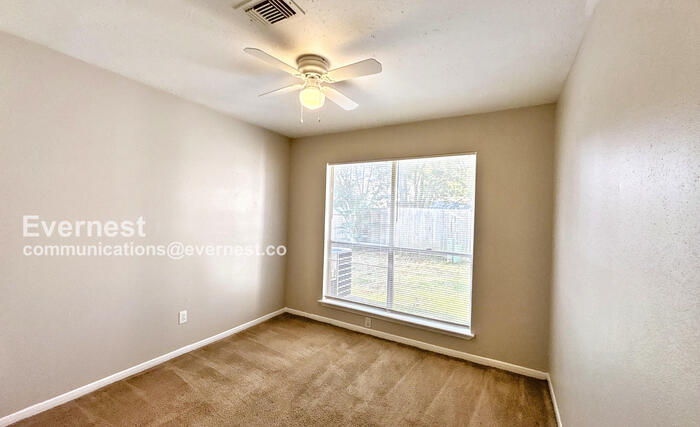 Building Photo - 19427 Bristlestar Dr