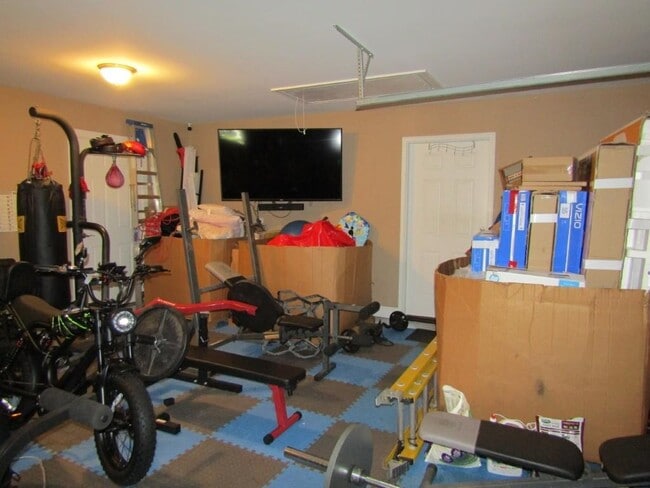 Building Photo - 308 Glenridge Dr