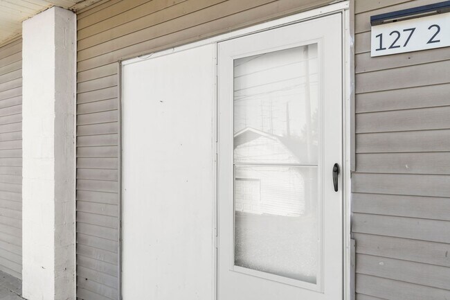 Building Photo - 127 Clearfield St