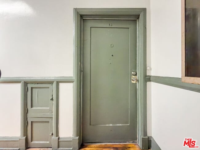 Building Photo - 3506 W Pico Blvd