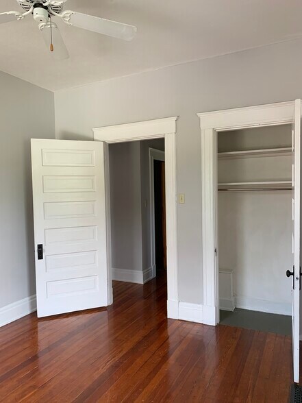 Building Photo - 287 McCormick Plz