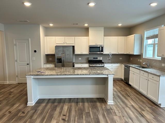 Building Photo - 741 Pt Pl Dr