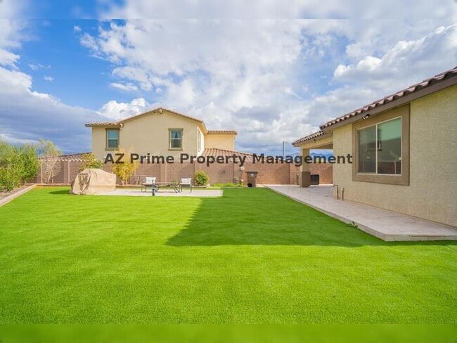 Building Photo - 16512 W Desert Ln