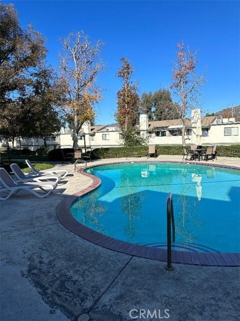 Building Photo - 10475 Newhome Ave