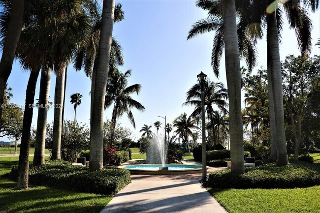 Building Photo - 417 N K St