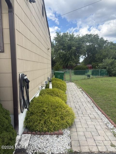 Building Photo - 129 Dittmar Dr