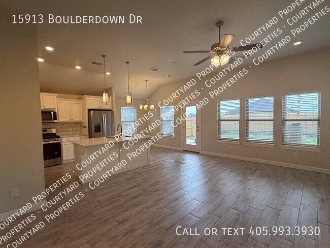 Building Photo - 15913 Boulderdown Dr