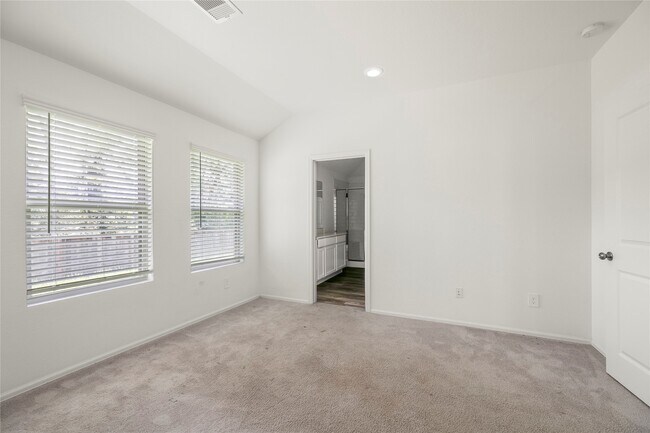 Building Photo - 1351 Antigua Dr