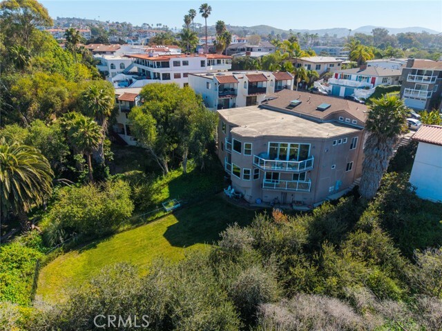 Building Photo - 214 Avenida Montalvo