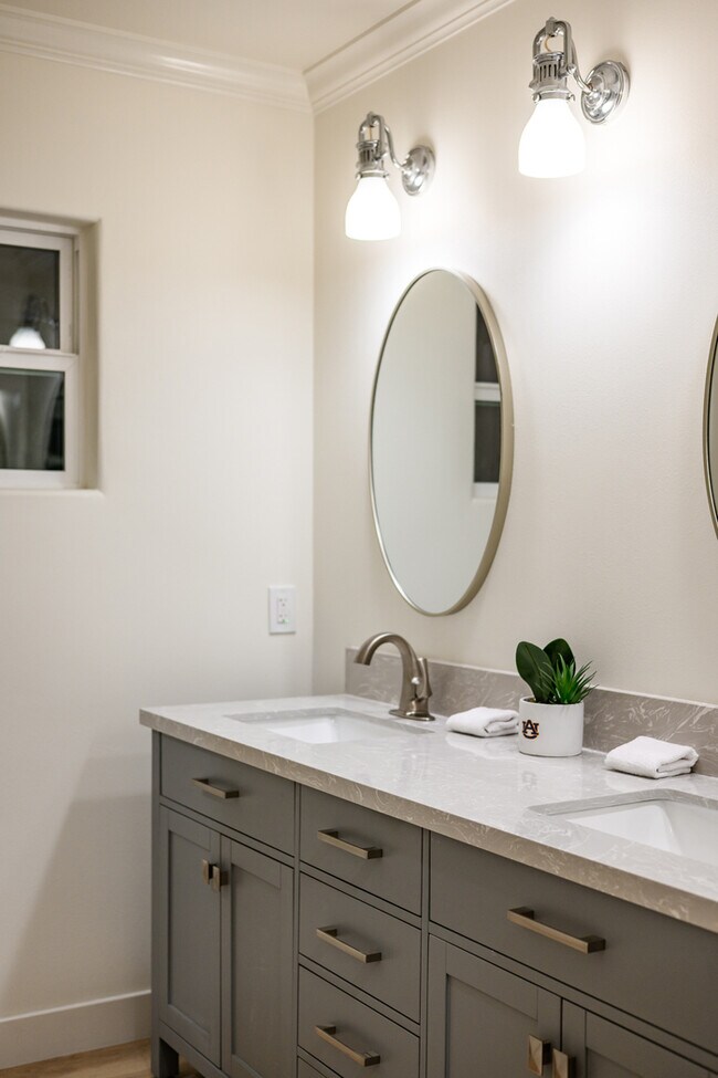 Building Photo - Gated Newport Coast 5BR w/ Pool Access