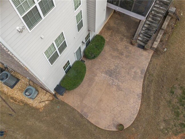 Building Photo - 130 S Links Dr