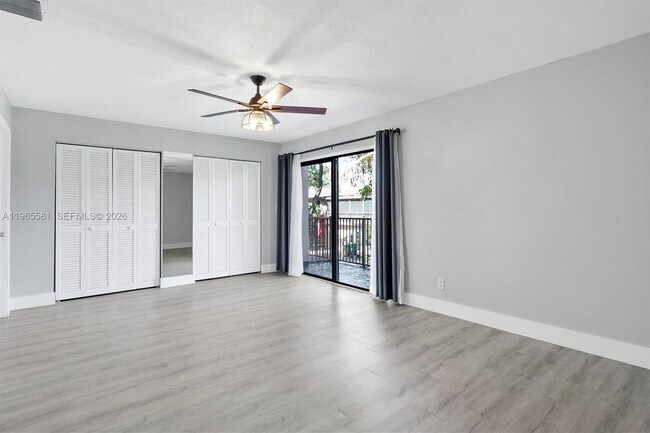 Building Photo - 48 Matador Ln