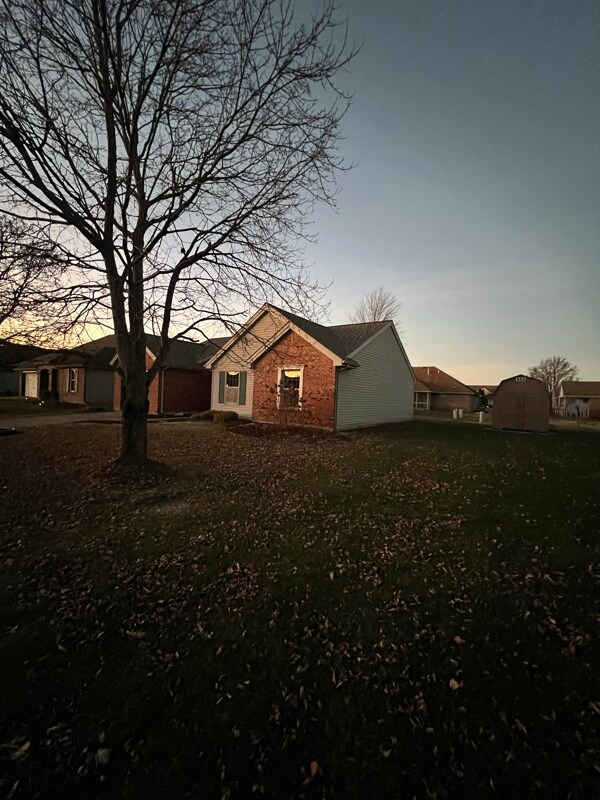 Building Photo - 3906 Deer Trail