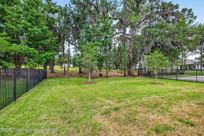 Building Photo - 19462 Forest Garden Ct