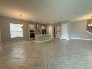 Building Photo - 19071 Blueleaf St