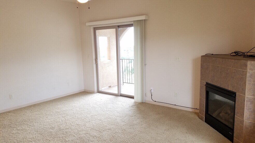 Building Photo - 1610 Little Bear Creek Pt