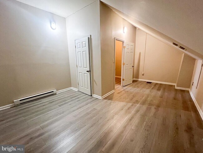 Building Photo - 5307 York Rd