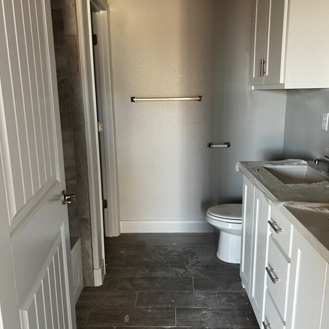 Building Photo - 9650 Elite St