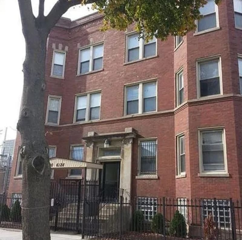 Building Photo - 6130 S Prairie Ave
