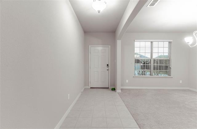 Building Photo - 908 Silver Moon Dr