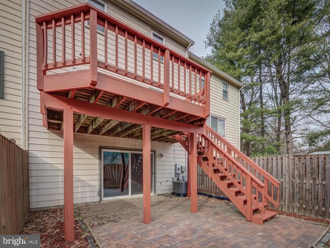 Building Photo - 8203 Stationhouse Ct