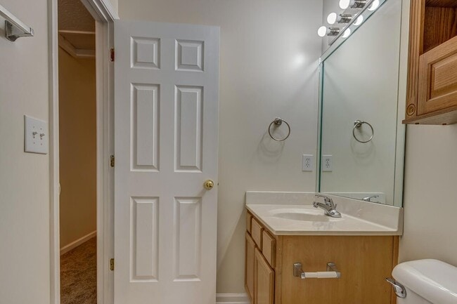 Building Photo - 632 Vonbryan Trace