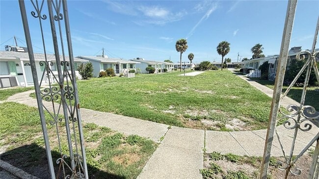 Building Photo - 1528 Council Dr