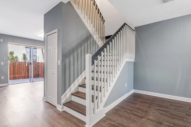 Building Photo - 11507 NW 77th St