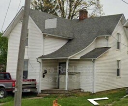 Building Photo - 518 Maple Ave