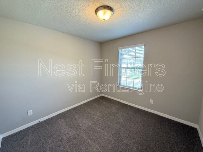 Building Photo - 7028 Buroak Ct