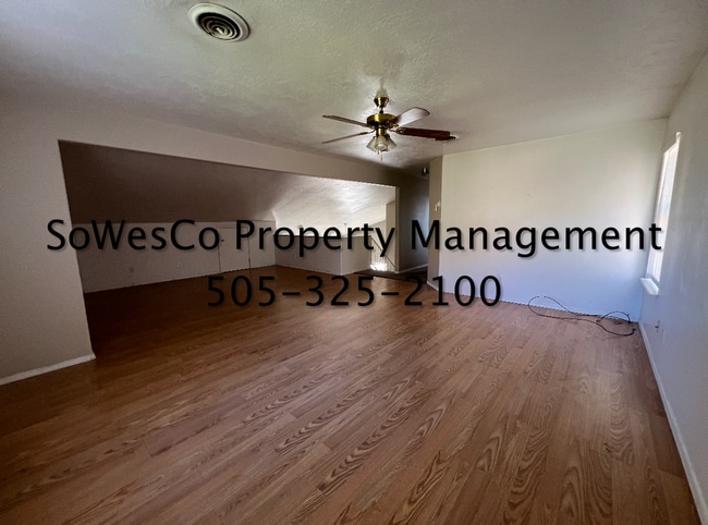 Building Photo - 3300 Majesta Pl