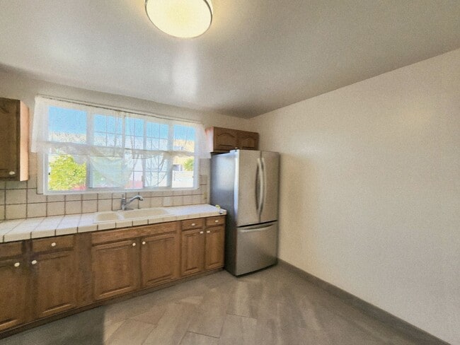 Building Photo - Lovely home in Daly City