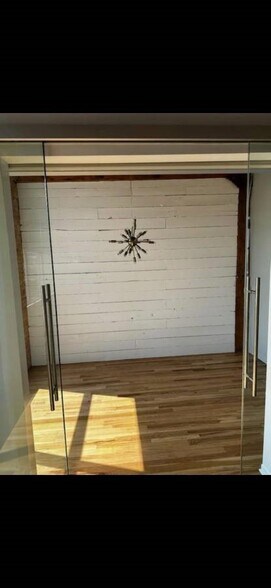 Sliding glass doors office or bedroom - 312 N May St