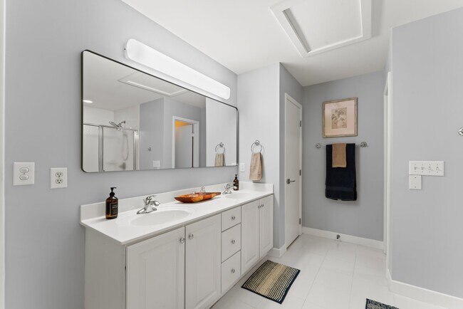 Building Photo - Award-Winning 5BD, 4BA Raleigh Home with Huge Bonus Outdoor Pavillion