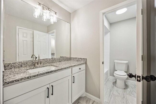 Building Photo - 14611 Wynbourn Way
