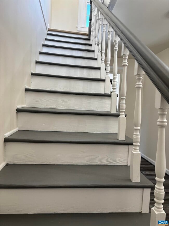 Building Photo - 12663 Thomas Nelson Hwy