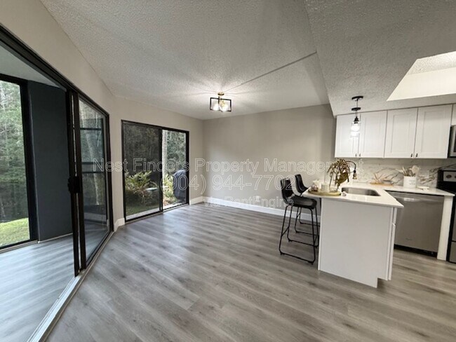 Building Photo - 8755 Como Lake Dr