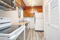 Building Photo - Dog-Friendly Duplex Near Shops at Stonefield