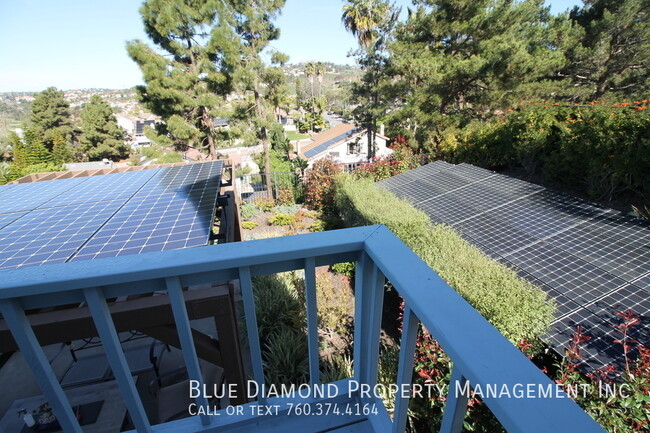 Building Photo - 3008 Azahar St