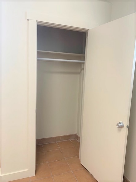 Building Photo - 57 W Vine St