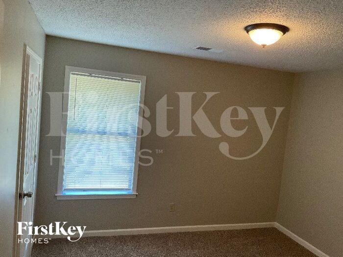 Building Photo - 6705 Boylston Dr