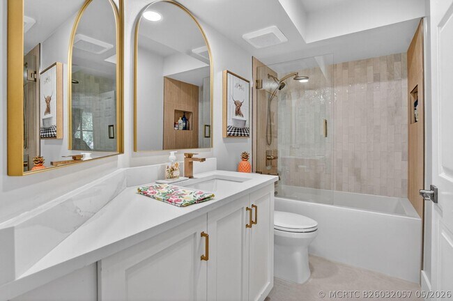 Building Photo - 5801 Coach House Cir