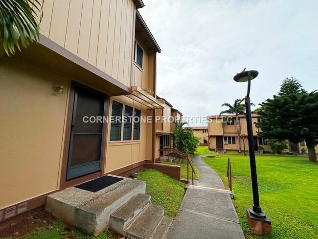 Building Photo - 98-1393-1393 Hinu Pl