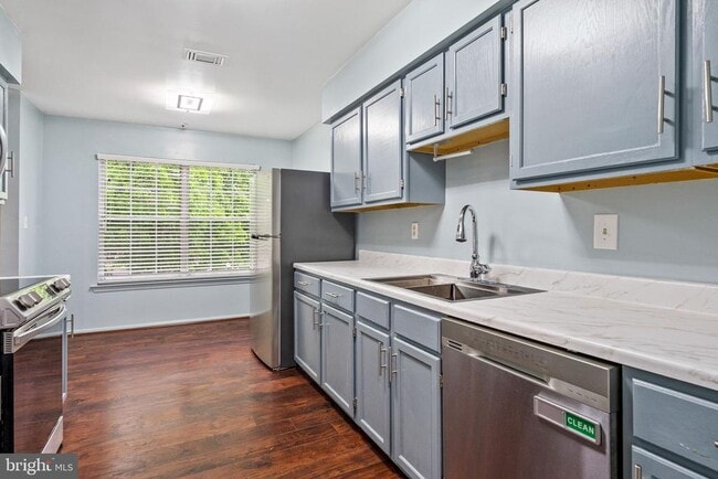 Building Photo - 4838 Brookstone Terrace