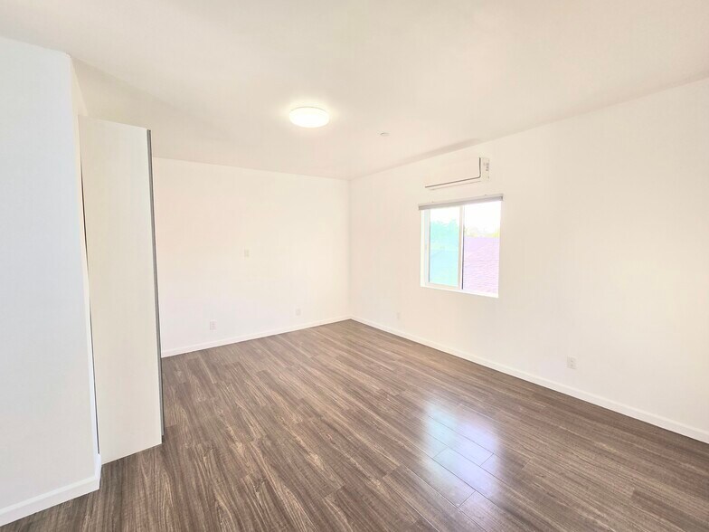 Bedroom 1 - 3121 Larga Ave