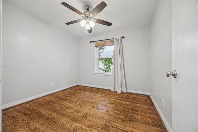 Building Photo - 5317 Nina Lee Ln