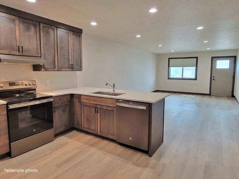 Building Photo - WestSide Apartments