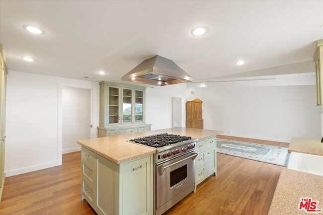 Building Photo - 1324 El Hito Cir