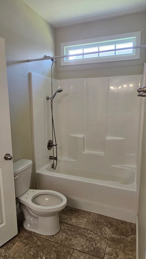 Building Photo - Knights Landing four bedroom home